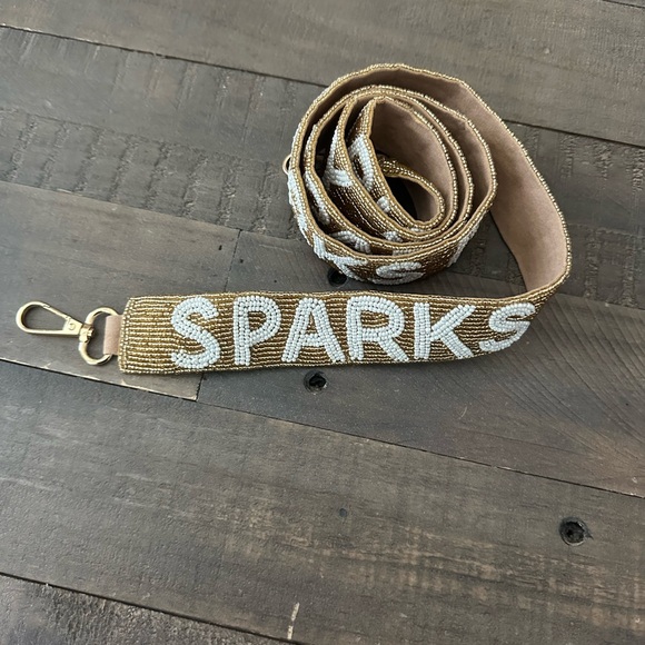 Spark’s Fly - Taylor Swift Inspo - Gold and White Beaded Purse Strap - Picture 2 of 8